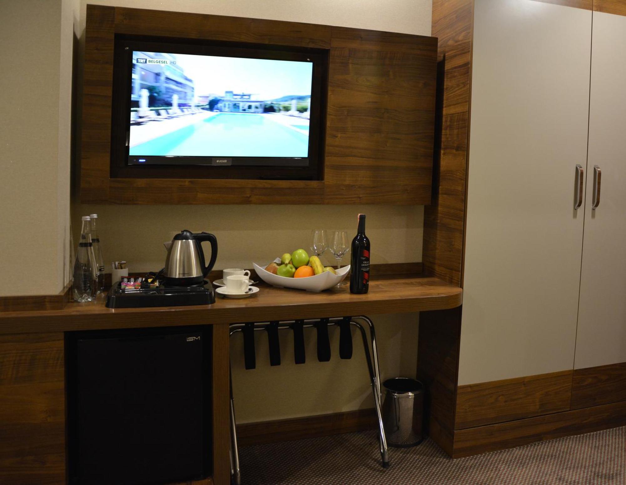 Goeruekle Gueler Park Hotel Room photo